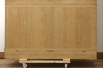 中古　伝統工芸士　頓所芳男作　凛とした佇まいが魅力の加茂総桐箪笥・下段(胴丸、桐たんす、収納箪笥、和タンス、引き出し、衣装箪笥、チェスト、サイドチェスト)(R-081656)