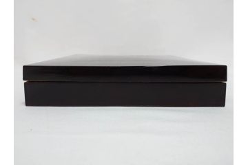 時代物　龍雲堂造　鈴虫　金蒔絵　驪龍珠　静謐な美しさを感じる硯箱(水滴古墨、三日月に竹図、胡開文選煙、神品、銀象嵌、水差し、漆器、木製、漆芸、書道具、木箱付)(R-081674)