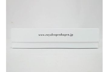 デンマーク　ROYAL COPENHAGEN(ロイヤルコペンハーゲン)　ブルーフルーテッドプレイン　ハイハンドルカップ　コーヒーカップ　ソーサー　ディーププレート　繊細なデザインが可愛らしいC&S3客・プレートセット(大皿、碗皿、洋食器、北欧、共箱付き)(R-081676)