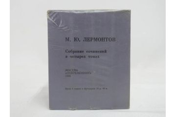 ロシア　マクシム・ゴーリキー 12冊　ミハイル・レールモントフ 4冊　ニコライ・ゴーゴリ 7冊　レフ・トルストイ 12冊　本まとめて35冊セット(書籍、古書、洋書、古本)(R-081677)