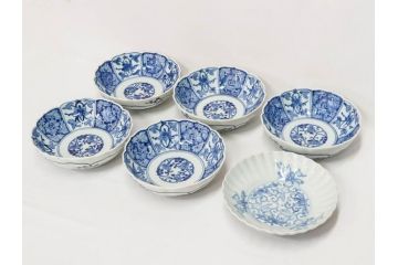 江戸期　古伊万里　染付　渦福　なます皿　4.7寸・4.9寸　お料理を華やかに引き立ててくれる皿6枚セット(花唐草、輪花皿、変形皿、小皿、豆皿、中皿、銘々皿、取り皿、和皿、和食器、四寸七分、四寸九分)(R-081679)