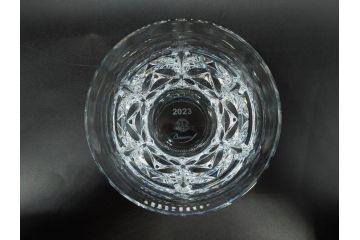 未使用　フランス　Baccarat　バカラ　エクラ(Eclat)　The YEAR 2023　澄んだ輝きを放つイヤータンブラー2客セット(コップ、グラス、ロックグラス、フルレッドクリスタルガラス、共箱付き)(R-081680)