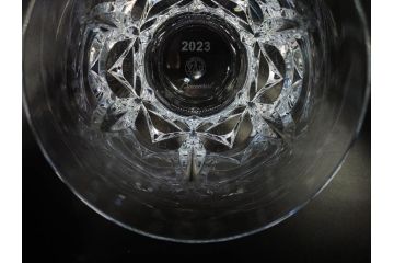 未使用　フランス　Baccarat　バカラ　エクラ(Eclat)　The YEAR 2023　澄んだ輝きを放つイヤータンブラー2客セット(コップ、グラス、ロックグラス、フルレッドクリスタルガラス、共箱付き)(R-081680)