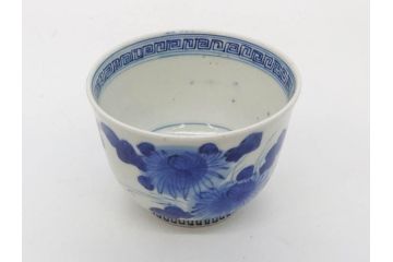 江戸期　古伊万里　染付　花蝶図　清楚な佇まいの湯呑6客セット(雷紋、湯のみ、ぐい呑み、茶器、煎茶、和食器)(R-081684)