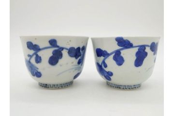 江戸期　古伊万里　染付　花蝶図　清楚な佇まいの湯呑6客セット(雷紋、湯のみ、ぐい呑み、茶器、煎茶、和食器)(R-081684)