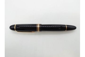 ドイツ　MONTBLANC　モンブラン　マイスターシュテュック　149　18K　75周年　ペンケース　1924本限定　ケースのみ　高級感を醸し出す万年筆とケースセット(MEISTERSTUCK、2本用?、筆記具、文具、箱付き)(R-081685)