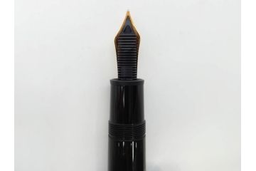 ドイツ　MONTBLANC　モンブラン　マイスターシュテュック　149　18K　75周年　ペンケース　1924本限定　ケースのみ　高級感を醸し出す万年筆とケースセット(MEISTERSTUCK、2本用?、筆記具、文具、箱付き)(R-081685)