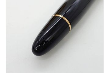 ドイツ　MONTBLANC　モンブラン　マイスターシュテュック　149　18K　75周年　ペンケース　1924本限定　ケースのみ　高級感を醸し出す万年筆とケースセット(MEISTERSTUCK、2本用?、筆記具、文具、箱付き)(R-081685)