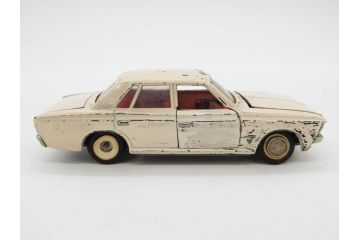 当時物　NISSAN　TOMICA　YONEZAWA TOYS　DIAPET　ダイヤペット　クラウン　セドリック　カスタムシックス　プリンスグロリア　スカイライン　2000GT　ニューブルーバード　EX7　ミニカー8点セット(ヨネザワ、トミカ、CROWN、170、145、119、180、171、TOYOTA、トヨタ、SEDRIC CUSTOM SIX、日産、82、31、車)(R-081686)