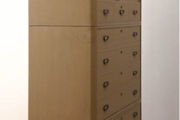 中古　美品　国産　高級　黒檀(コクタン)材　上質な和モダン空間を演出する総桐箪笥・中段(総桐たんす、衣装箪笥、収納タンス、和タンス、引き出し)(R-081693)