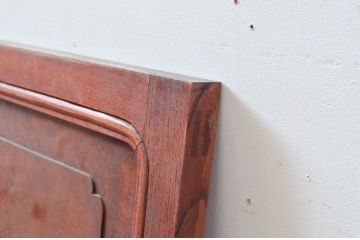 アンティーク建具　最高級!!　欅(ケヤキ)材玉杢　　使い込まれた風合いと凝った作り込みが魅力の扉1枚(窓、木製扉)(R-081696)