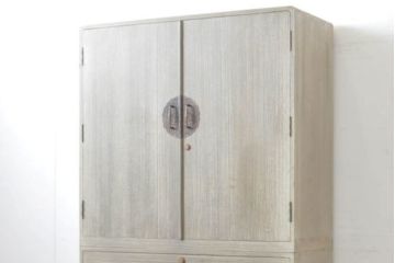 中古　繊細なデザインの金具が魅力的な加茂総桐箪笥・上段(並厚、総桐たんす、引き出し、着物箪笥、収納箪笥、和タンス)(R-081698)