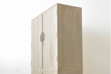 中古　繊細なデザインの金具が魅力的な加茂総桐箪笥・上段(並厚、総桐たんす、引き出し、着物箪笥、収納箪笥、和タンス)(R-081698)