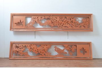 ビンテージ建具　高級品!　凝ったデザインが魅力的な透かし彫りの欄間2枚セット(明かり取り、明り取り、鷹、鷲、ヴィンテージ)(R-081710)