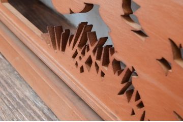 ビンテージ建具　高級品!　凝ったデザインが魅力的な透かし彫りの欄間2枚セット(明かり取り、明り取り、鷹、鷲、ヴィンテージ)(R-081710)