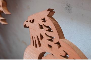 ビンテージ建具　高級品!　凝ったデザインが魅力的な透かし彫りの欄間2枚セット(明かり取り、明り取り、鷹、鷲、ヴィンテージ)(R-081710)