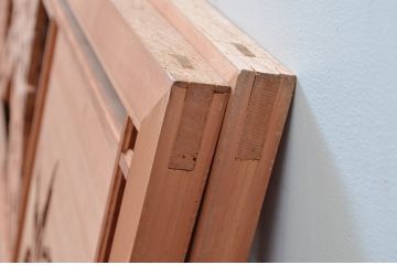 ビンテージ建具　高級品!　凝ったデザインが魅力的な透かし彫りの欄間2枚セット(明かり取り、明り取り、鷹、鷲、ヴィンテージ)(R-081710)