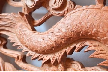 ビンテージ建具　最高級!!　上手物　迫力のある雲に龍の図柄が目を惹く作行の良い彫刻欄間2枚セット(明かり取り、明り取り、ヴィンテージ)(R-081711)