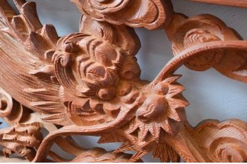 ビンテージ建具　最高級!!　上手物　迫力のある雲に龍の図柄が目を惹く作行の良い彫刻欄間2枚セット(明かり取り、明り取り、ヴィンテージ)(R-081711)
