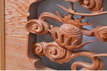 ビンテージ建具　最高級!!　上手物　迫力のある雲に龍の図柄が目を惹く作行の良い彫刻欄間2枚セット(明かり取り、明り取り、ヴィンテージ)(R-081711)
