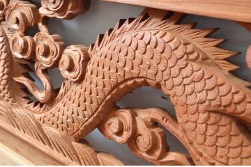 ビンテージ建具　最高級!!　上手物　迫力のある雲に龍の図柄が目を惹く作行の良い彫刻欄間2枚セット(明かり取り、明り取り、ヴィンテージ)(R-081711)