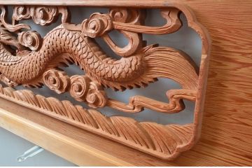ビンテージ建具　最高級!!　上手物　迫力のある雲に龍の図柄が目を惹く作行の良い彫刻欄間2枚セット(明かり取り、明り取り、ヴィンテージ)(R-081711)