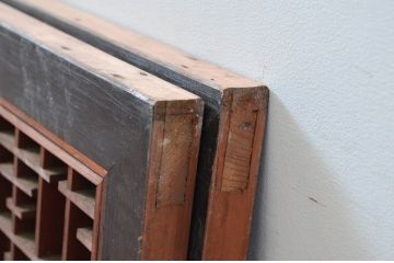 アンティーク建具　繊細な組子が上品な印象を与える組子欄間2枚セット(明かり取り、明り取り)(R-081712)