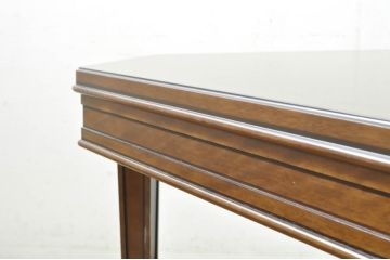中古　美品　maruni(マルニ木工)　地中海ロイヤルシリーズ(ROYAL)　シックな佇まいが魅力的なパーティテーブル(ダイニングテーブル、4人掛け、食卓)(定価約24万円)(R-081720)