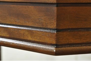 中古　美品　maruni(マルニ木工)　地中海ロイヤルシリーズ(ROYAL)　シックな佇まいが魅力的なパーティテーブル(ダイニングテーブル、4人掛け、食卓)(定価約24万円)(R-081720)