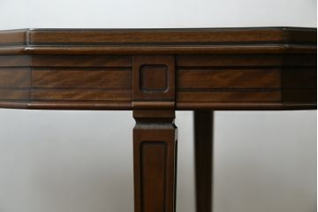 中古　美品　maruni(マルニ木工)　地中海ロイヤルシリーズ(ROYAL)　シックな佇まいが魅力的なパーティテーブル(ダイニングテーブル、4人掛け、食卓)(定価約24万円)(R-081720)