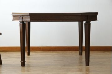 中古　美品　maruni(マルニ木工)　地中海ロイヤルシリーズ(ROYAL)　シックな佇まいが魅力的なパーティテーブル(ダイニングテーブル、4人掛け、食卓)(定価約24万円)(R-081720)