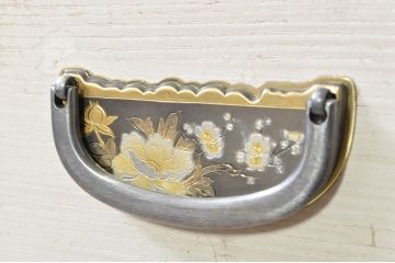 中古　伝統工芸士　田澤謙介作　品のある佇まいが魅力的な加茂総桐箪笥ローチェスト(総桐たんす、四方丸、大丸、和タンス、サイドチェスト、テレビボード、テレビ台)(R-081724)