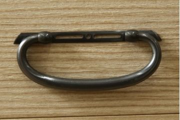 中古　美品　凛とした上品な佇まいが魅力的な加茂総桐箪笥(胴厚、総桐たんす、和タンス、収納箪笥、衣装箪笥、着物箪笥)(定価約240万円)(R-081725)