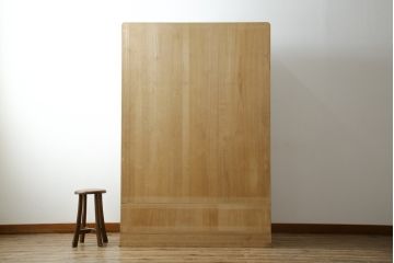 中古　美品　凛とした上品な佇まいが魅力的な加茂総桐箪笥(胴厚、総桐たんす、和タンス、収納箪笥、衣装箪笥、着物箪笥)(定価約240万円)(R-081725)