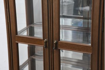 中古　美品　maruni(マルニ木工)　地中海ロイヤルシリーズ(ROYAL)　 シックな佇まいが魅力的なキャビネット(キュリオケース、ガラスケース、ショーケース、食器棚、カップボード、収納棚、戸棚、飾り棚、店舗什器、コレクションケース)(定価約60万円)(R-081731)