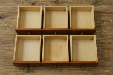 中古　美品　横浜クラシック家具　ダニエル(Daniel)　A-305　明るい木の色合いと気品感じる佇まいが魅力のライティングデスク　定価約58万9千円　(R-081733)
