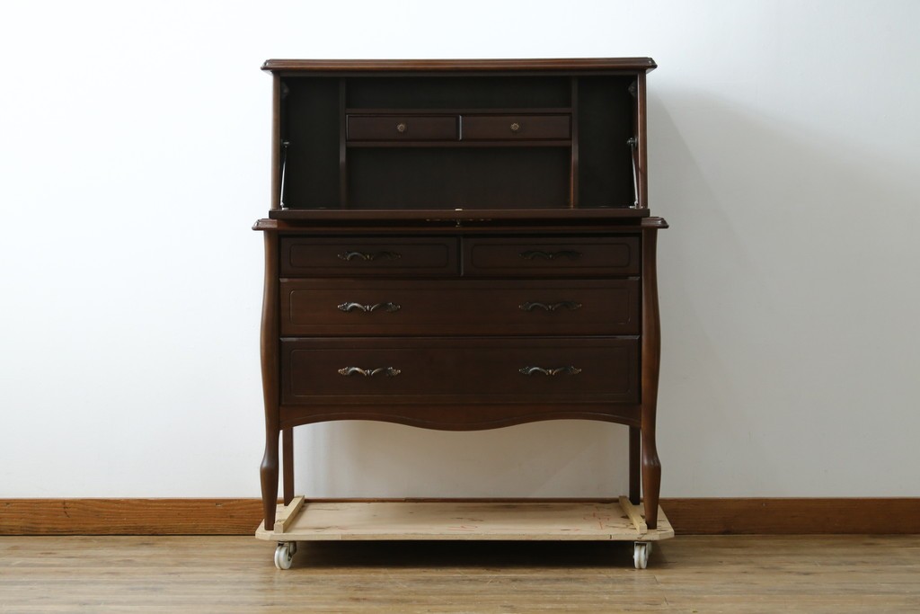 和製ビンテージ　美品!!　maruni(マルニ木工)　希少な廃番品!!　オールドマルニ　ベルサイユシリーズ　クラシカルな雰囲気が素敵なライティングビューロー　(R-081734)