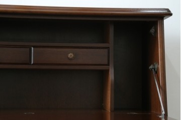 和製ビンテージ　美品!!　maruni(マルニ木工)　希少な廃番品!!　オールドマルニ　ベルサイユシリーズ　クラシカルな雰囲気が素敵なライティングビューロー　(R-081734)