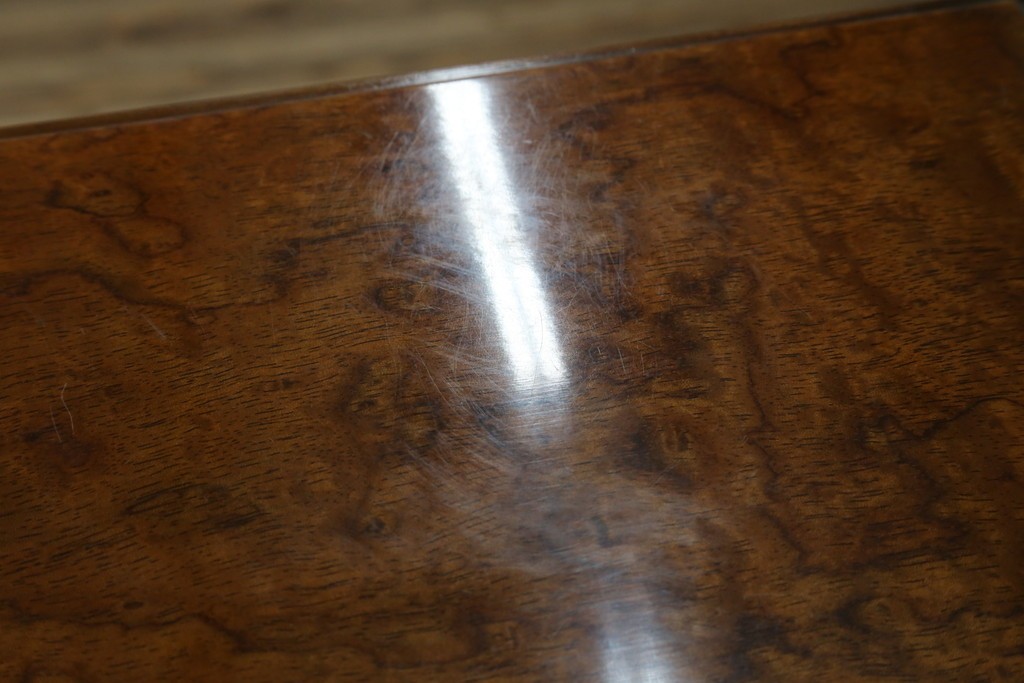 和製ビンテージ　美品!!　maruni(マルニ木工)　希少な廃番品!!　オールドマルニ　ベルサイユシリーズ　クラシカルな雰囲気が素敵なライティングビューロー　(R-081734)