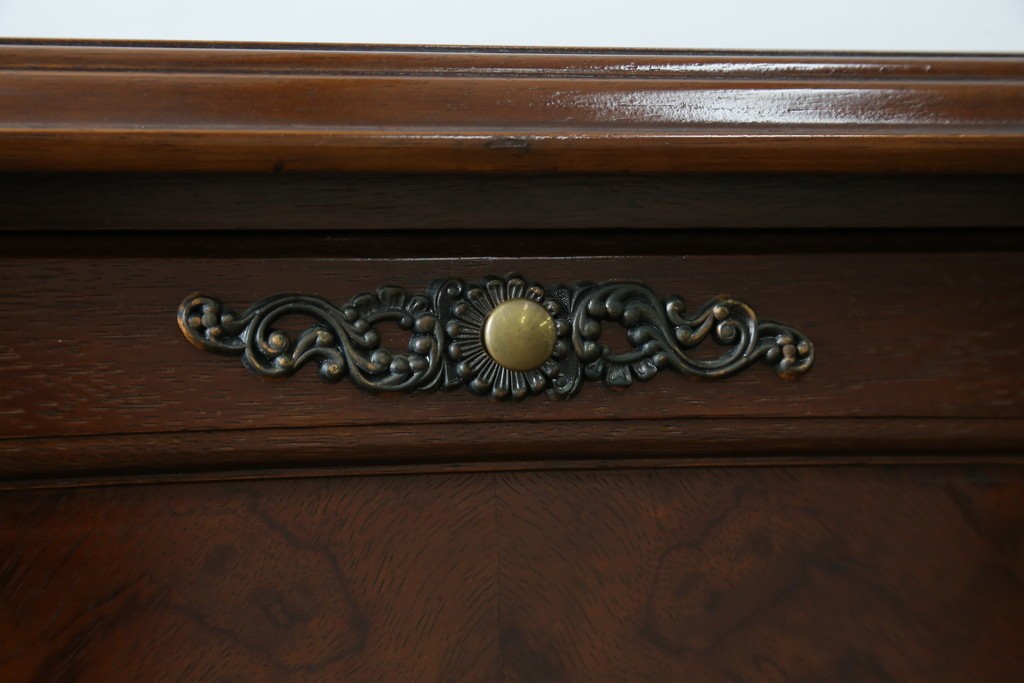 和製ビンテージ　美品!!　maruni(マルニ木工)　希少な廃番品!!　オールドマルニ　ベルサイユシリーズ　クラシカルな雰囲気が素敵なライティングビューロー　(R-081734)