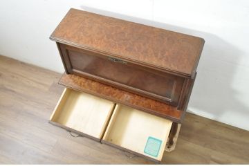 和製ビンテージ　美品!!　maruni(マルニ木工)　希少な廃番品!!　オールドマルニ　ベルサイユシリーズ　クラシカルな雰囲気が素敵なライティングビューロー(ワークデスク、在宅ワーク、在宅用、簿記机、ヴィンテージ)(R-081734)