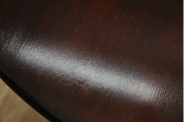 中古　超美品!!　松本民芸家具　クラシカルで上品なデザインが魅力のA-1型丸卓(ダイニングテーブル、食卓、丸テーブル、ラウンドテーブル、2人掛け、4人掛け)(定価約25万円)(R-081739)