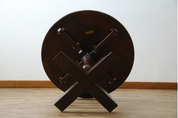 中古　超美品!!　松本民芸家具　クラシカルで上品なデザインが魅力のA-1型丸卓(ダイニングテーブル、食卓、丸テーブル、ラウンドテーブル、2人掛け、4人掛け)(定価約25万円)(R-081739)