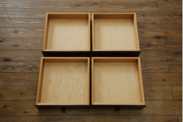 中古　超美品!!　松本民芸家具　特注　サイズ感が良くすっきりとしたデザインの整理タンス(洋服タンス、収納箪笥、サイドチェスト、引き出し)(定価約45万円)(R-081741)