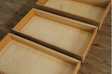 中古　超美品!!　松本民芸家具　特注　サイズ感が良くすっきりとしたデザインの整理タンス(洋服タンス、収納箪笥、サイドチェスト、引き出し)(定価約45万円)(R-081741)