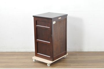 中古　美品　松本民芸家具　深みのある色合いに浮かび上がる木目が印象的なサイドテーブル(電話台、ナイトテーブル、花台、飾り台、引き出し)(R-081742)