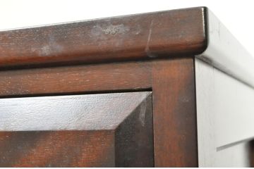 中古　美品　松本民芸家具　深みのある色合いに浮かび上がる木目が印象的なサイドテーブル(電話台、ナイトテーブル、花台、飾り台、引き出し)(R-081742)
