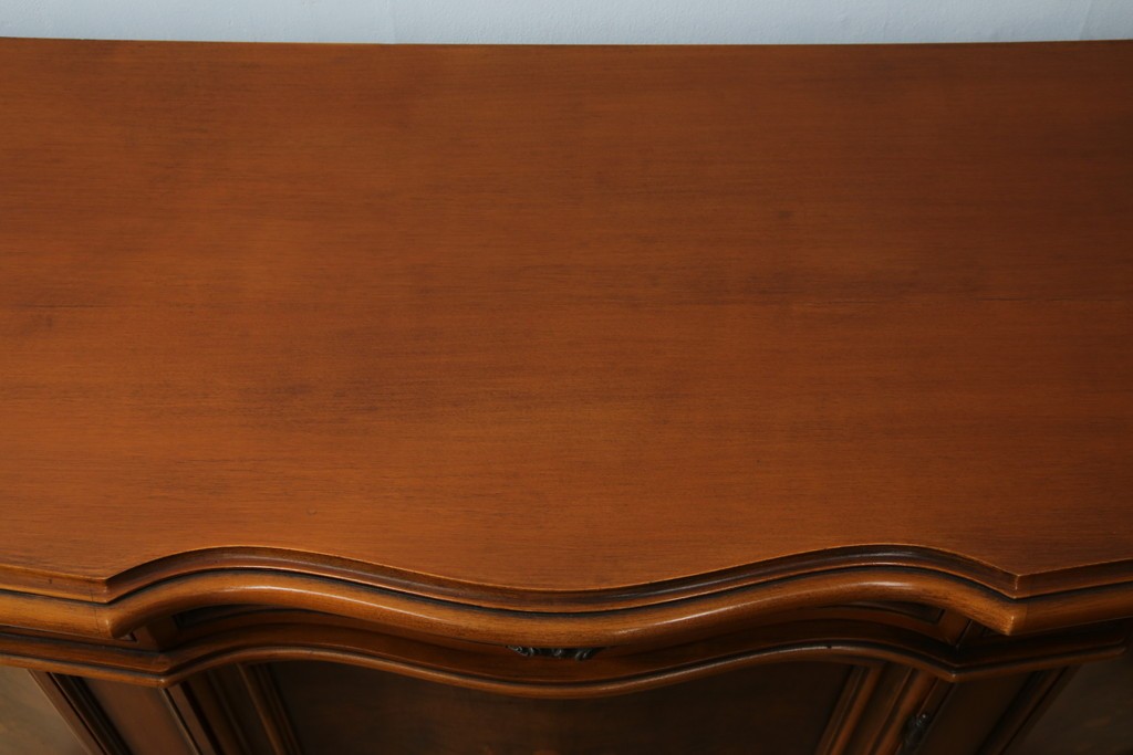 イタリアアンティーク　Galimberti Nino(ガリンベルティ・ニーノ)　高級品!!　凝ったつくり込みの象嵌入りサイドボード　(R-081747)