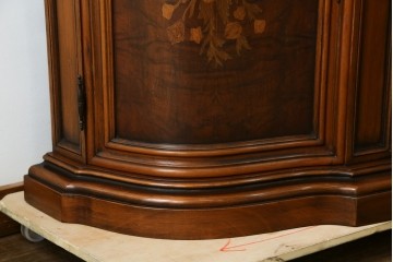 イタリアアンティーク　Galimberti Nino(ガリンベルティ・ニーノ)　高級品!!　凝ったつくり込みの象嵌入りサイドボード　(R-081747)