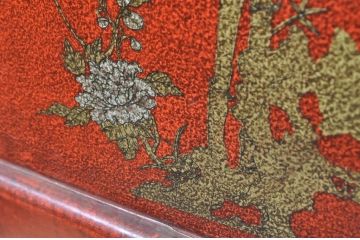 アジアンビンテージ　オリエンタルデザイン　華やかな花鳥図が描かれた朱塗りのサイドチェスト(引き出し、サイドボード、ヴィンテージ)(R-081750)